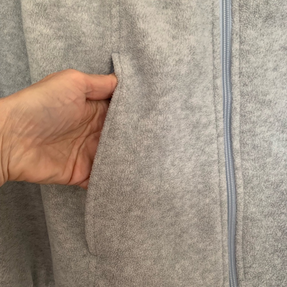 Columbia Women's Heather Gray Utility Jacket. Warm,cozy, comfortable. - Picture 6 of 6